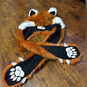 Red panda spirithood